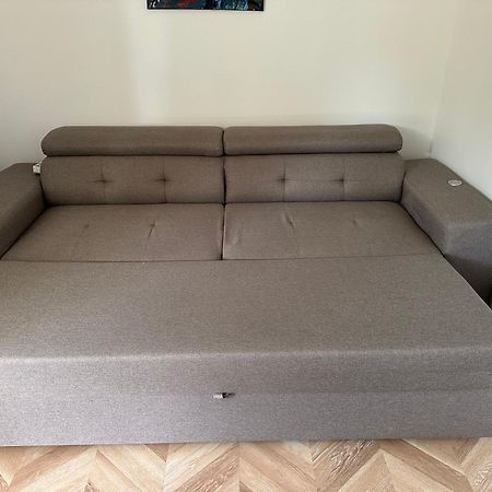 Appartement Cosy Avec Balcon Et Piscine Besançon Dış mekan fotoğraf