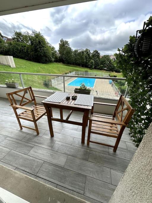 Appartement Cosy Avec Balcon Et Piscine Besançon Dış mekan fotoğraf